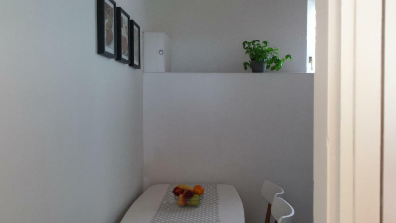 Apartment Dinko Cres Esterno foto